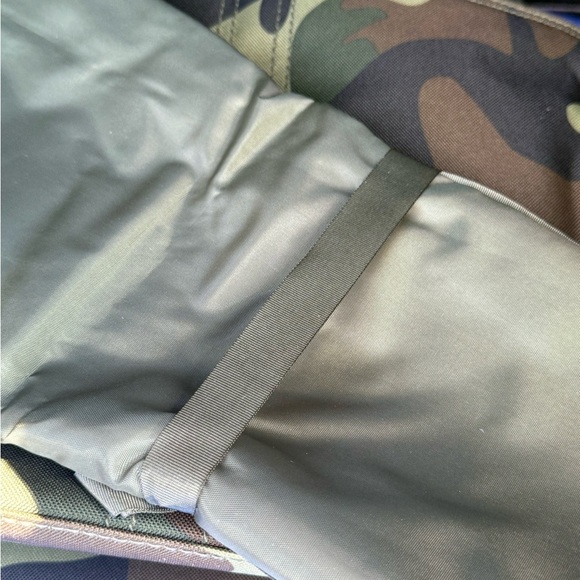 NWT Kalencom New Orleans Camo Diaperbag/Messenger Bag. Daddy Diaper Bag - Picture 11 of 16